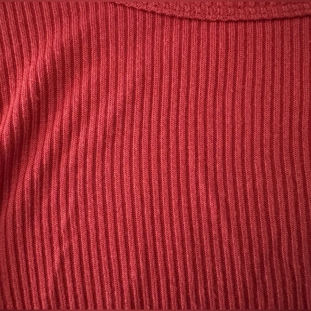 Alo Yoga Gather Long Sleeve Top – Raspberry Sorbet – Size Small – Color Sold Out - Picture 9 of 12